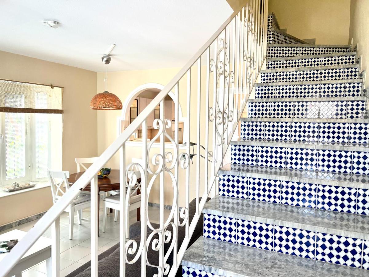 Fabulous Vacation In A 2 Bedroom Townhouse With 2 Terraces Overlooking The Sea, Suitable For 6 People 3 Swimming Pools Tennis And 200 Mts From The Sea El Faro 外观 照片