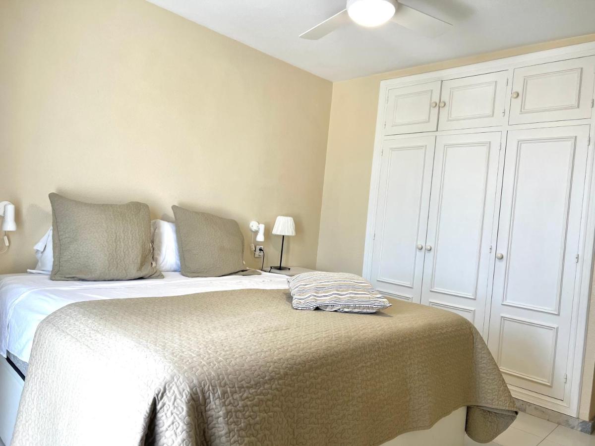 Fabulous Vacation In A 2 Bedroom Townhouse With 2 Terraces Overlooking The Sea, Suitable For 6 People 3 Swimming Pools Tennis And 200 Mts From The Sea El Faro 外观 照片