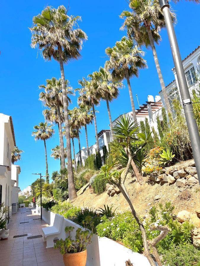 Fabulous Vacation In A 2 Bedroom Townhouse With 2 Terraces Overlooking The Sea, Suitable For 6 People 3 Swimming Pools Tennis And 200 Mts From The Sea El Faro 外观 照片